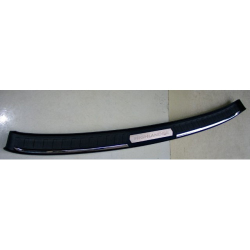 Накладка на задний бампер Toyota Highlander 2015